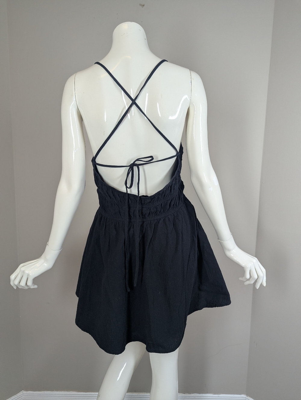 SNDYS Tahlia Dress Black Medium Open Back Mini Dress Strappy Back Summer - Picture 9 of 11